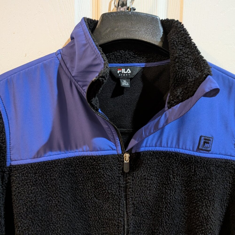 Women's FILA Black with purple mixed media fleece jacket. XL.